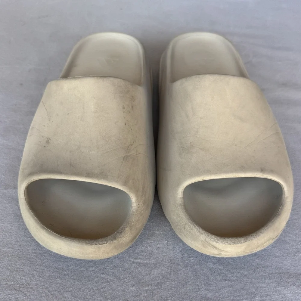 Size 11 - Adidas Yeezy Slide Bone Original Comfort Foam Sandals Slip-On